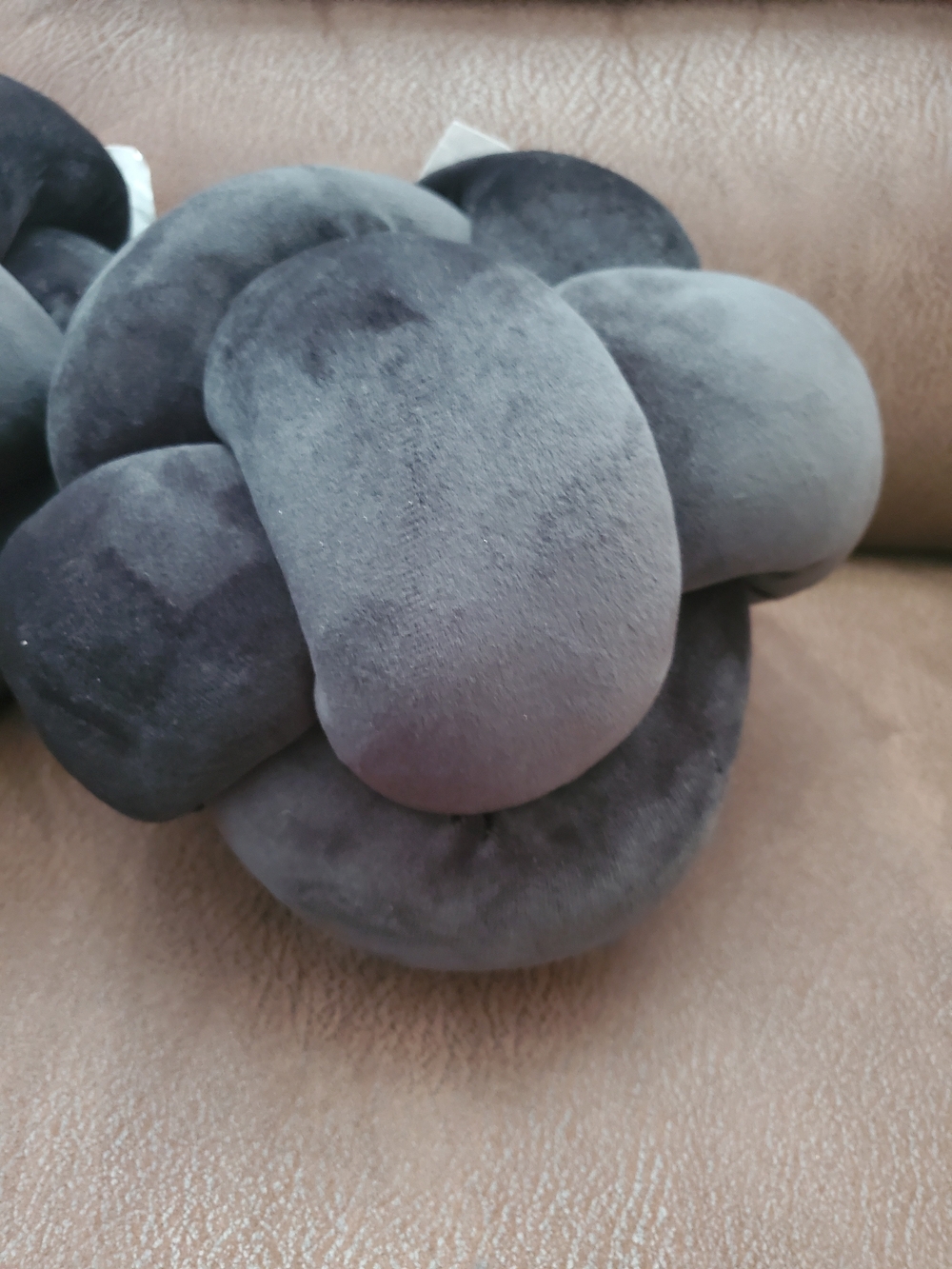 Room Essentials (black) Plush Knotted Accent Toss Pillows.(2) - Picture 3 of 4